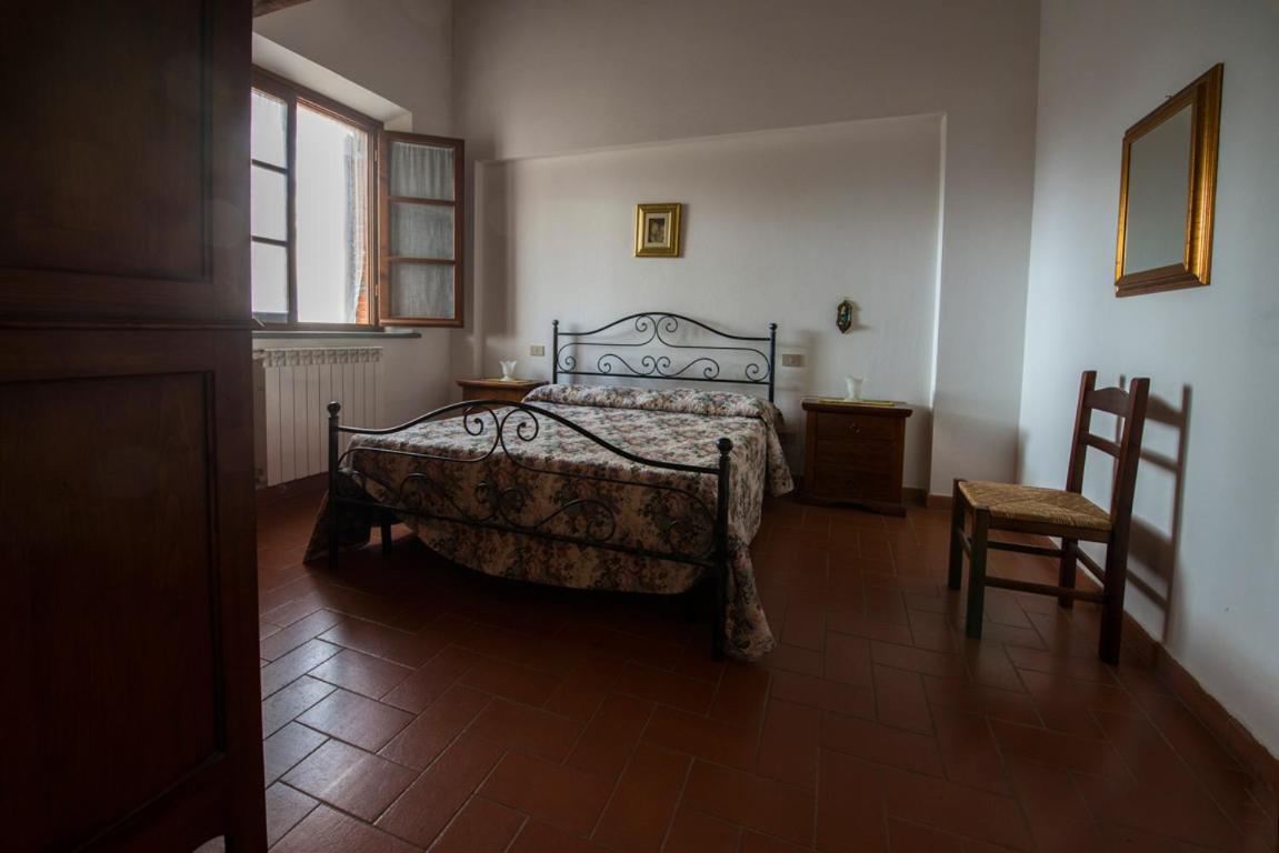 Agriturismo Poggio Al Tesoro Crespina Εξωτερικό φωτογραφία