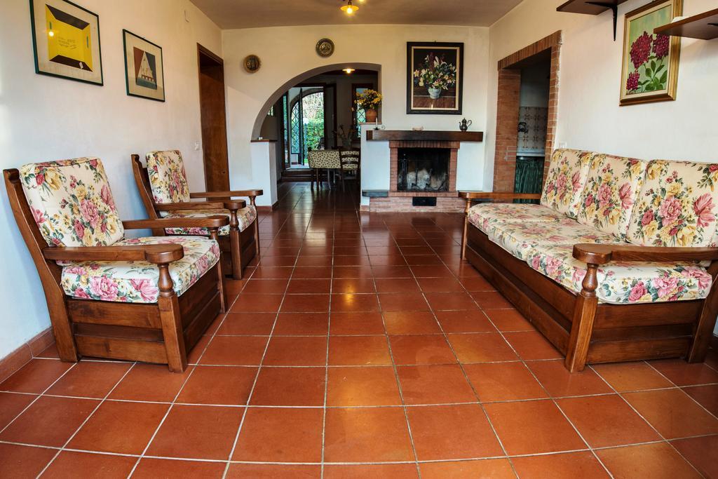 Agriturismo Poggio Al Tesoro Crespina Εξωτερικό φωτογραφία