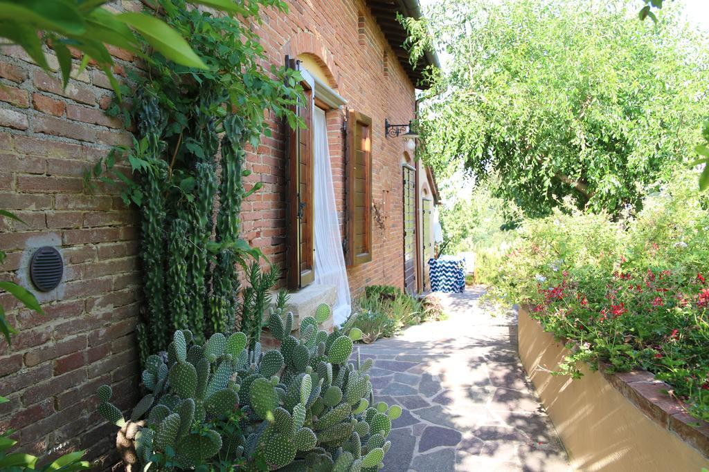 Agriturismo Poggio Al Tesoro Crespina Εξωτερικό φωτογραφία